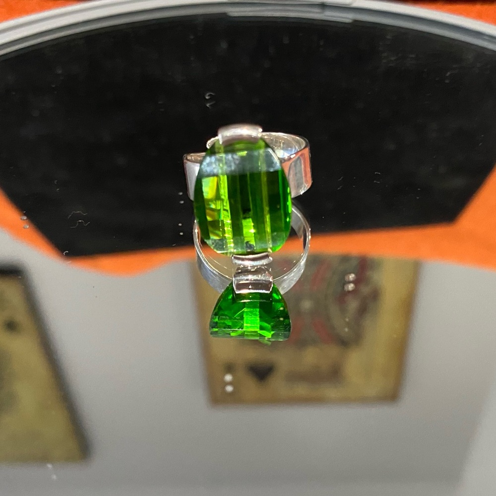 Green stone sterling silver 925 adjustable